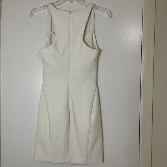 Likely Ivory white V-neck shift mini sleeveless dress size US 4 - Picture 5 of 5